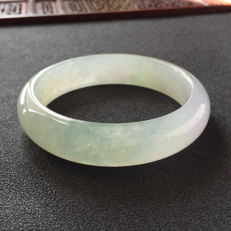 (超值推荐)冰种晴水略带紫罗兰手镯(57.4mm)