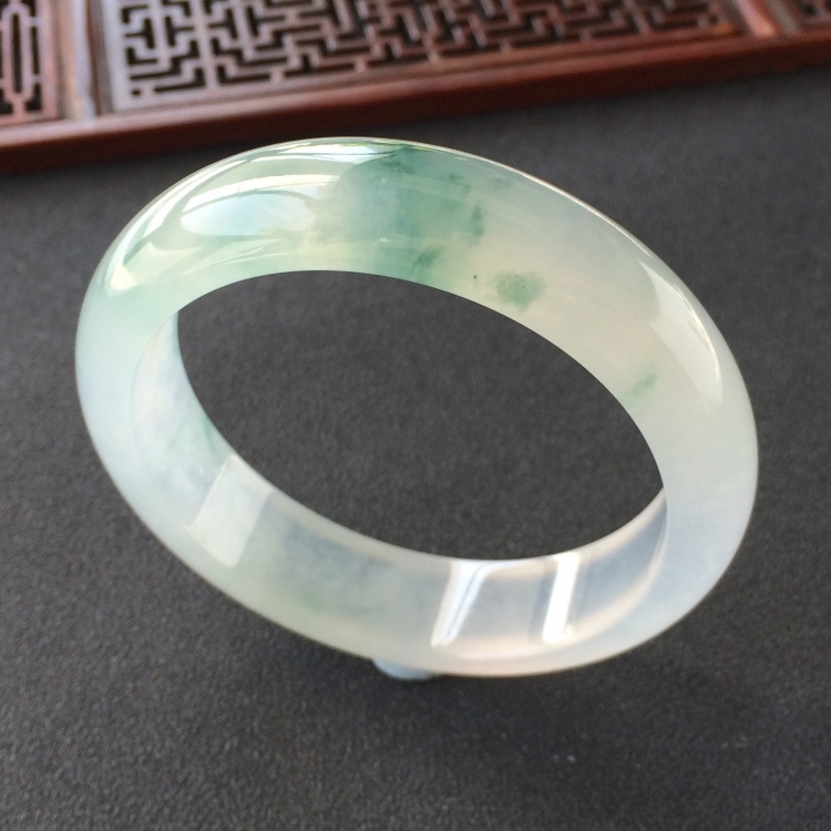 (超值推荐)冰种飘花手镯(56.3mm)