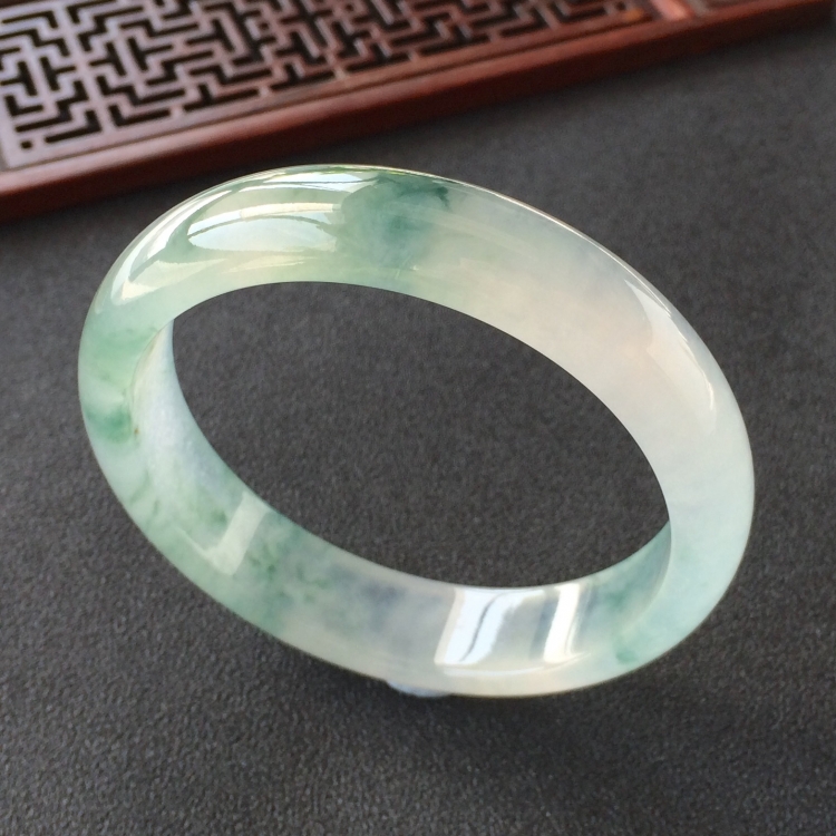 (超值推荐)冰种飘花手镯(56.4mm)