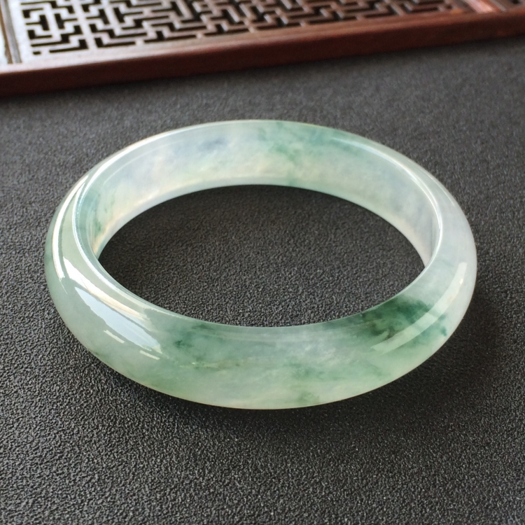 (超值推荐)冰种飘花手镯(56.4mm)