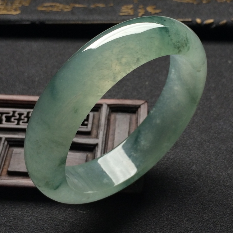 （超值推荐）冰种飘花手镯（53.2mm）