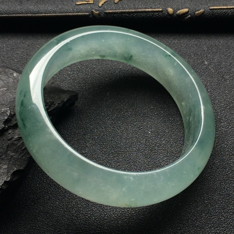 （超值推荐）冰种飘花手镯（53.2mm）