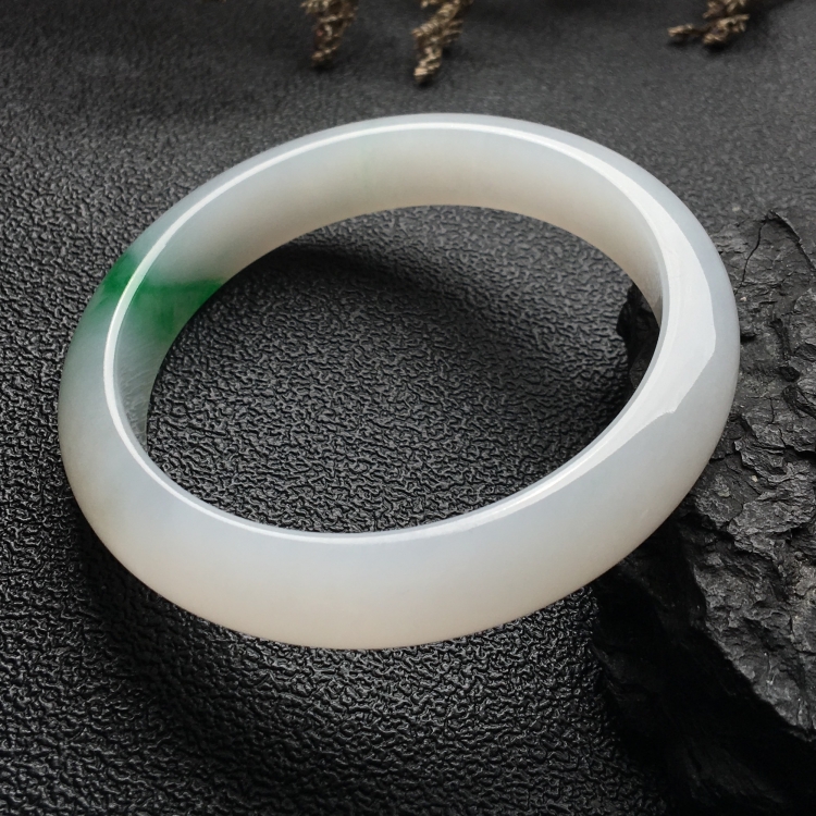 （超值推荐）糯冰种飘翠手镯（56.2mm）