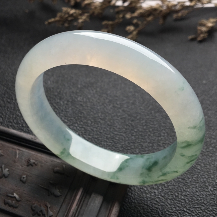 （超值推荐）冰种飘花手镯（56mm）