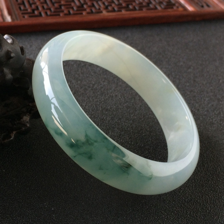 (超值推荐)糯冰种飘花手镯(59mm)