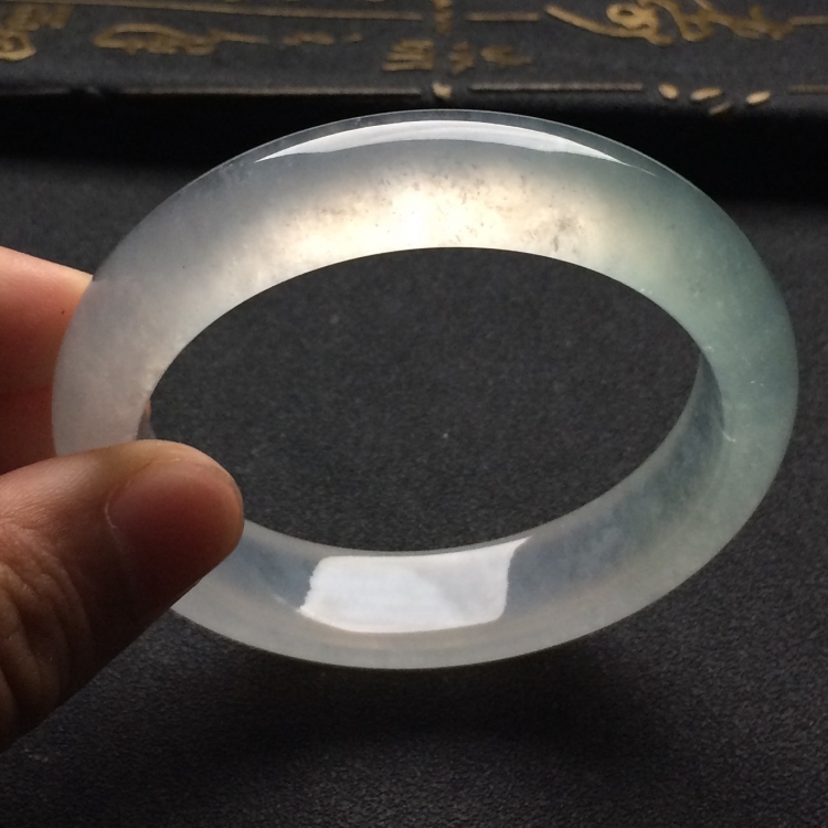 （超值推荐）冰种淡晴水手镯（54.4mm）