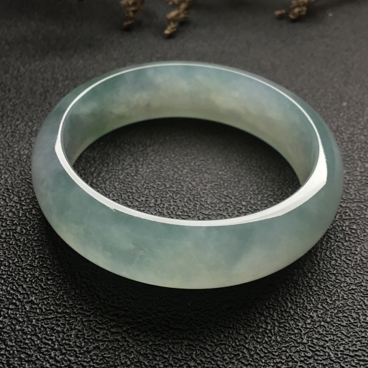 （超值推荐）冰种晴水手镯（59mm）