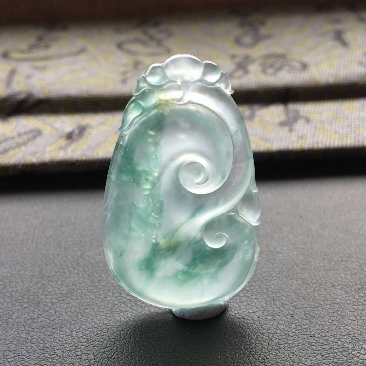 (超值推荐)冰种飘花如意挂件