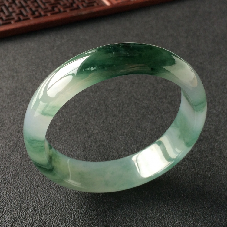 (超值推荐)冰种飘花手镯(57.5mm)