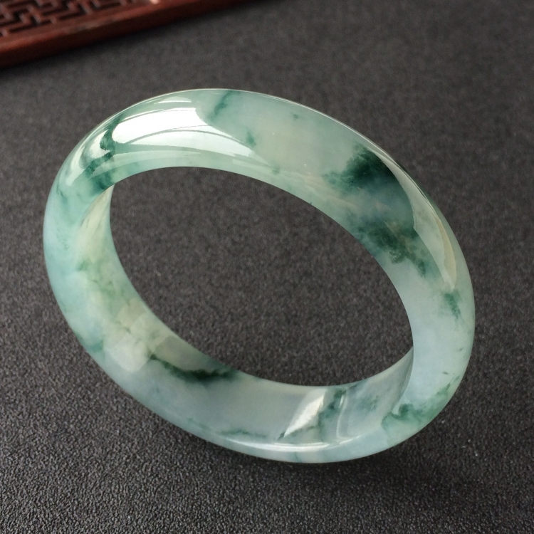 (超值推荐)冰种飘花手镯(57.8mm)