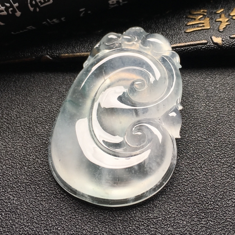 （超值推荐）冰种略飘花如意挂件