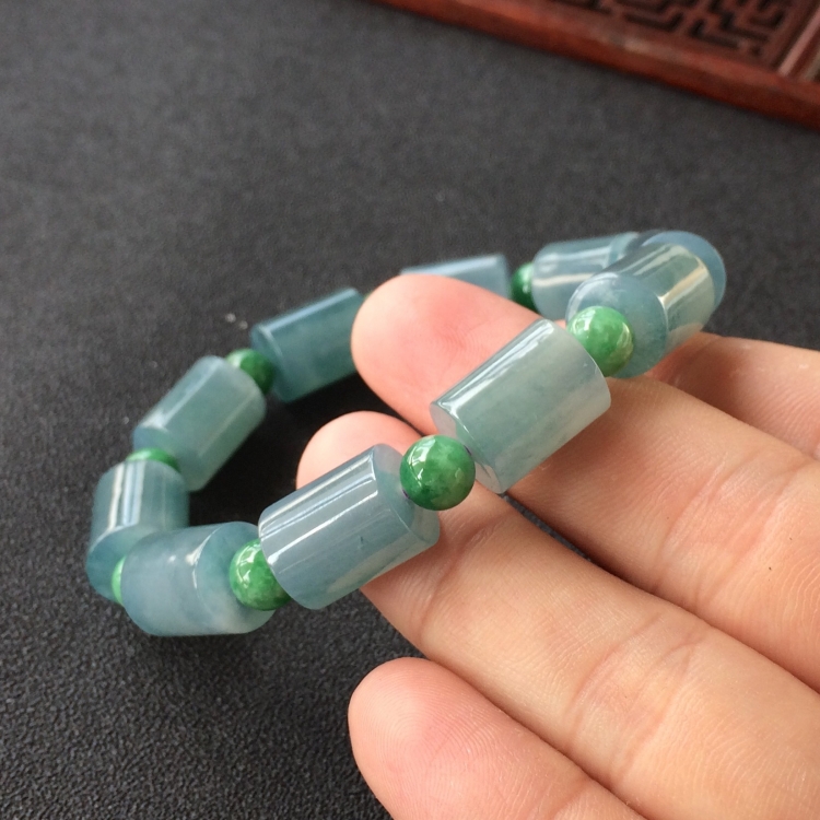 (超值推荐)糯冰种飘花路路通手链