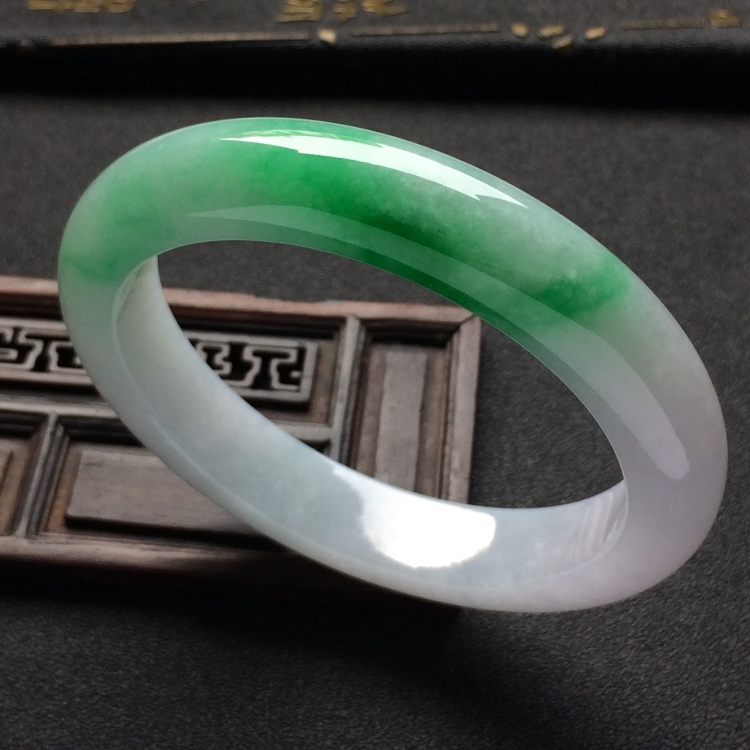 （超值推荐）糯冰种飘翠手镯（57mm）