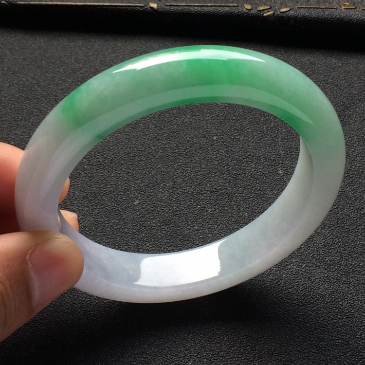 （超值推荐）糯冰种飘翠手镯（57mm）