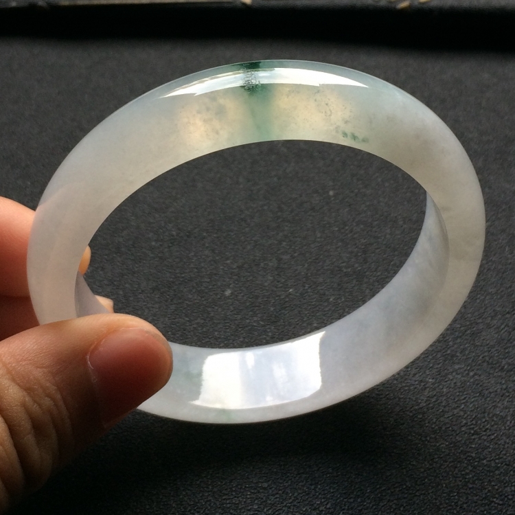 （超值推荐）糯冰种飘花手镯（57.1mm）