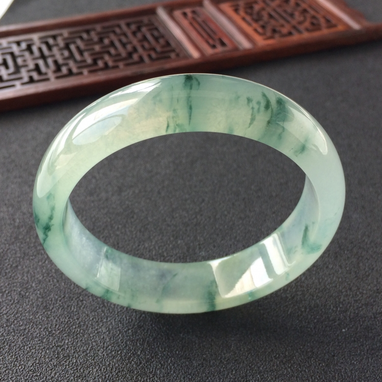 (超值推荐)冰种飘花手镯(53mm)