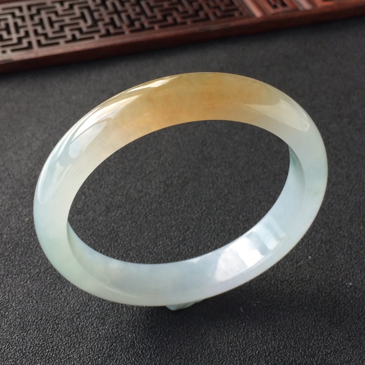 (超值推荐)糯冰种黄翡略飘花手镯(57.2mm)