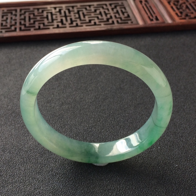 (超值推荐)冰种飘花手镯(54.8mm)