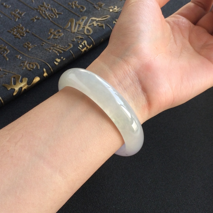 (超值推荐)冰种晴水略带紫罗兰手镯(57.4mm)