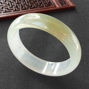 (超值推荐)冰种晴水略带淡黄翡手镯(58.7mm)
