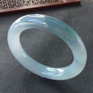 (超值推荐)糯冰种紫罗兰飘花圆条手镯(56.1mm)