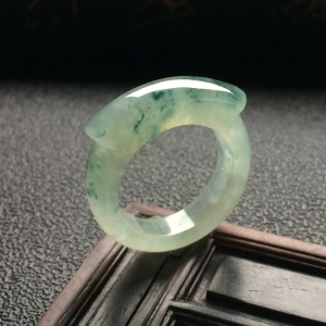 （超值推荐）冰种飘花扳指