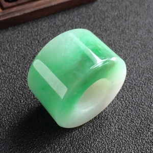 (超值推荐)糯冰种豆色路路通挂件