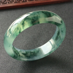 (超值推荐)冰种飘花手镯(55mm)