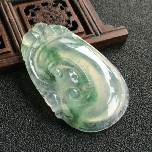 (超值推荐)冰种飘花如意挂件