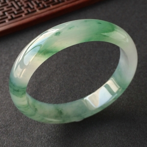 (超值推荐)冰种飘花手镯(56.3mm)