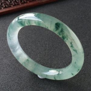 (超值推荐)冰种飘花圆条手镯(54.7mm)