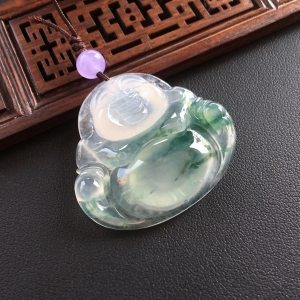 (超值推荐)冰种飘花玉佛挂件
