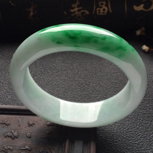 （超值推荐）糯冰种飘翠手镯（59.9mm）
