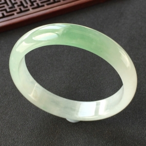 (超值推荐)冰种飘花手镯(57.1mm)