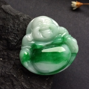 （超值推荐）糯冰种飘阳绿玉佛挂件