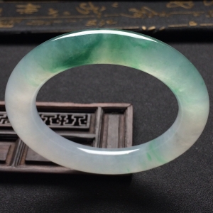 （超值推荐）冰种飘花圆条手镯（56mm）