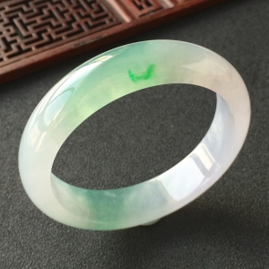 (超值推荐)冰种晴水略飘翠手镯(57.6mm)