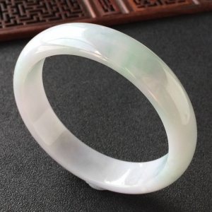 (超值推荐)糯冰种飘花手镯(63.1mm)