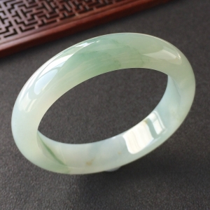 (超值推荐)糯冰种飘花手镯(56.4mm)