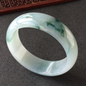 (超值推荐)糯冰种飘花手镯(57.8mm)