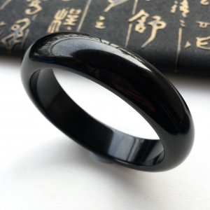 (超值推荐)细糯种墨翠手镯(56mm)