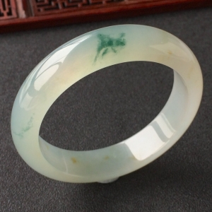 (超值推荐)冰种飘花手镯(57mm)