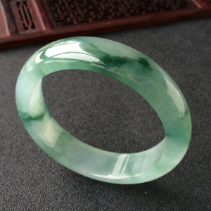 (超值推荐)冰种飘花手镯(56.5mm)