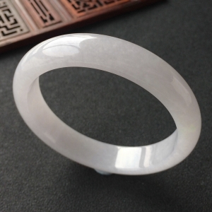 (超值推荐)糯冰种晴水手镯(58.3mm)