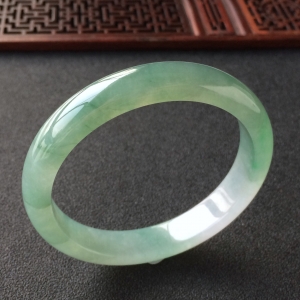 (超值推荐)冰种晴水飘花手镯(57mm)