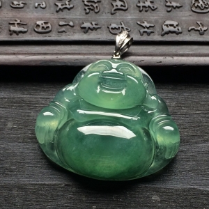 （超值推荐）冰种晴水玉佛挂件（金扣）