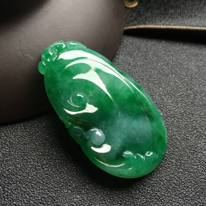 （超值推荐）糯冰种飘翠如意挂件