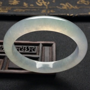 （超值推荐）冰种淡晴水手镯（56.2mm）
