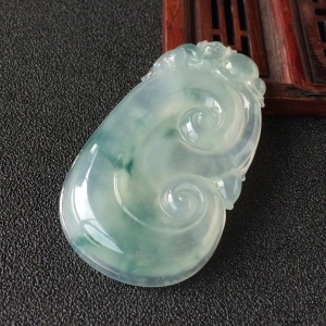 (超值推荐)冰种飘花如意挂件