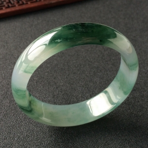 (超值推荐)冰种飘花手镯(57.5mm)